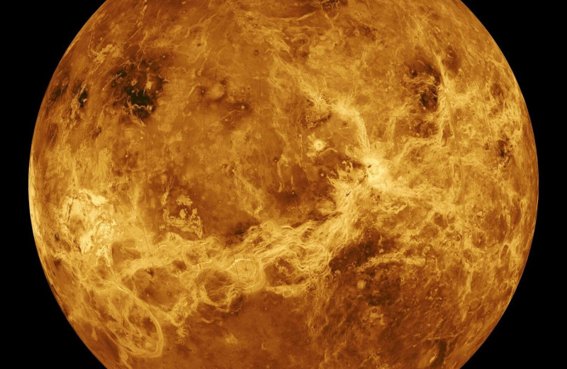 Как вулканы повлияли на атмосферу Венеры