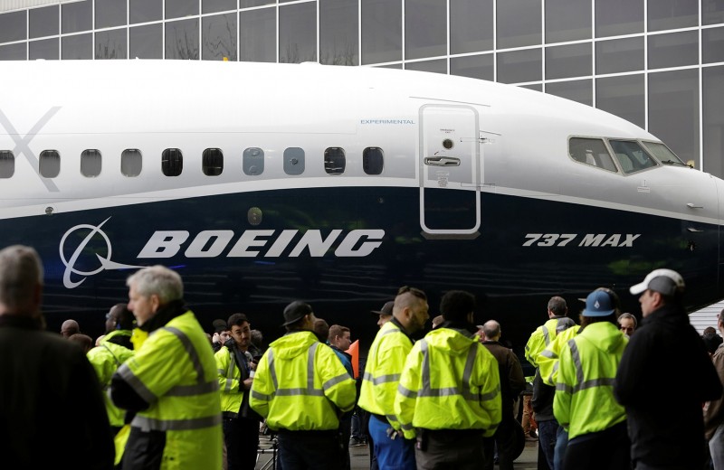 Эксперты сочли ненормальной «аварийную инструкцию» от Boeing