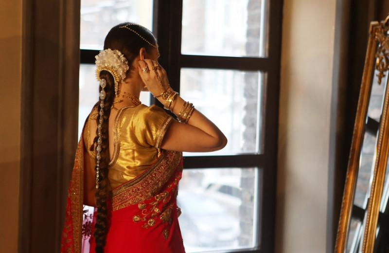 24-летняя индианка женится на самой себе: зачем люди «узаконивают» одиночество?