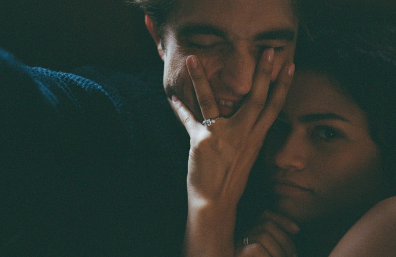 «Вот это драма!»: о чем на самом деле говорит фильм с Зендеей и Робертом Паттисоном