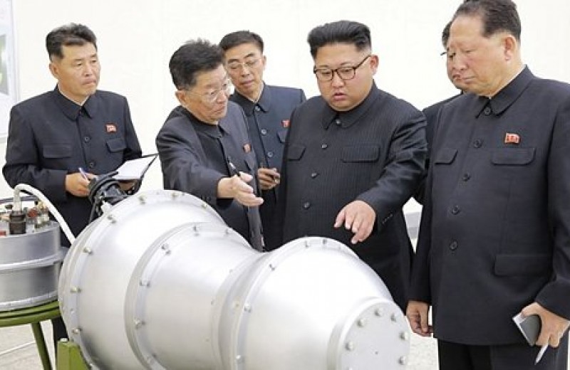 ЦРУ: Северная Корея не избавится от ядерного оружия, зато откроет бургерную