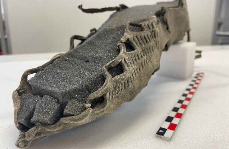 Археологи нашли в Норвегии вытаявшую из ледника древнюю кожаную туфлю