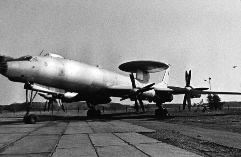 Первый советский АВАКС: Ту-126
