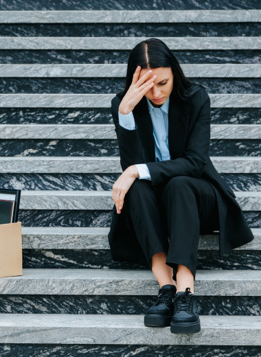 Как пережить увольнение и не потерять себя: советы психолога