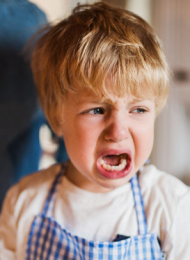 «Не плачь!»: как не надо реагировать на чувства детей