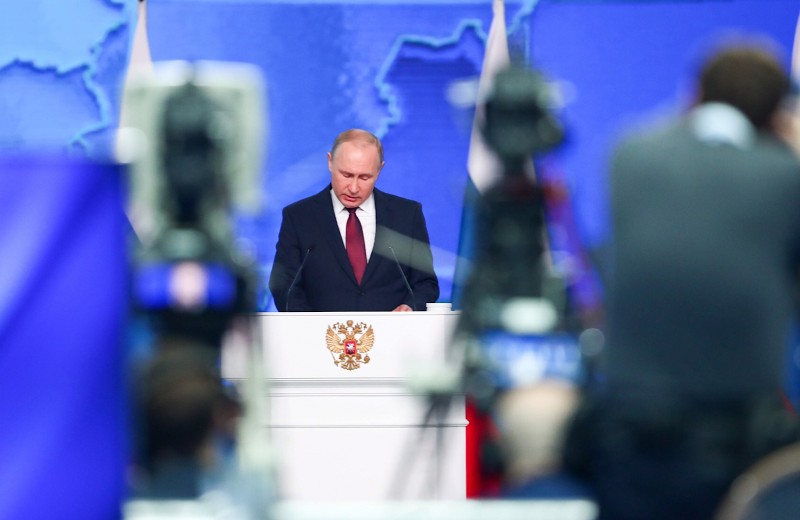 «И ракеты, и масло». Западные СМИ увидели в речи Путина попытку сдержать падение рейтинга