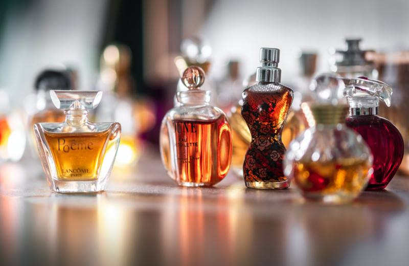 Как найти «свои» духи: советы парфюмера по поиску аромата, который станет твоей визитной карточкой