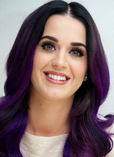 Девушка-фиалка: как выбрать идеальный фиолетовый цвет волос