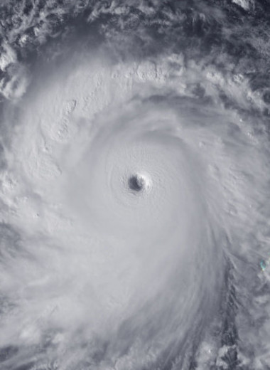 Глаз бури: 7 удивительных фактов о тропических циклонах