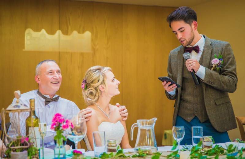 Поздравление на свадьбе: что и как говорить молодоженам