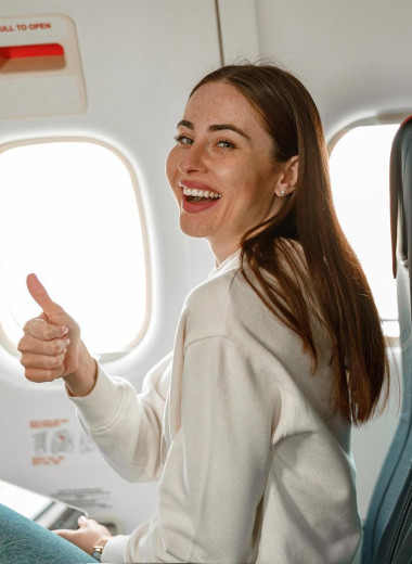 Как летать с комфортом и без стресса: 8 советов стюардессы