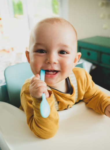 Первые зубы малыша: что важно знать