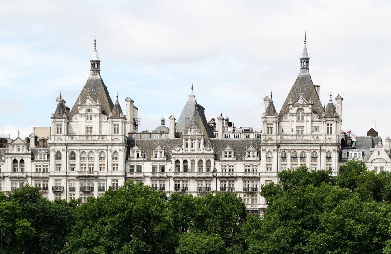 «Сидят тихо»: как теперь богатейшие россияне покупают недвижимость в Лондоне