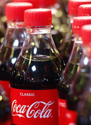 Шипучий кумир Америки: история «Coca-Cola»