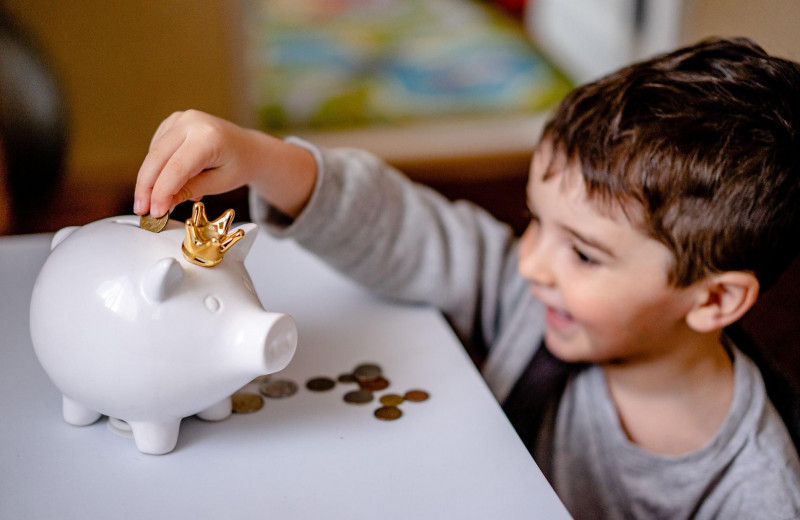 Карманные деньги: почему полезно давать детям и как это правильно делать