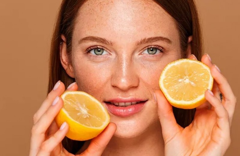 Выжать максимум пользы: 7 применений лимона для красоты и здоровья