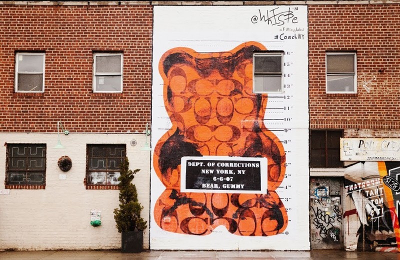 Как уличный художник из Нью-Йорка продает мишек Гамми на $500 000 в год