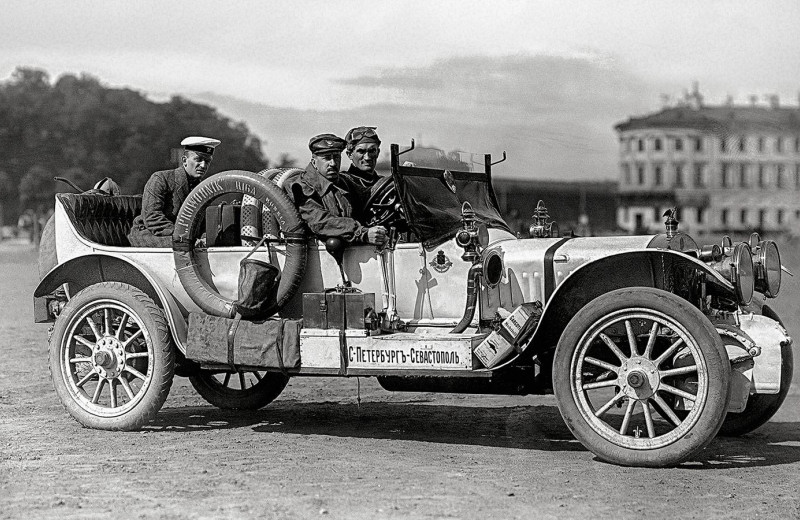 Он покорил Монако и Везувий. 114 лет первому российскому серийному авто