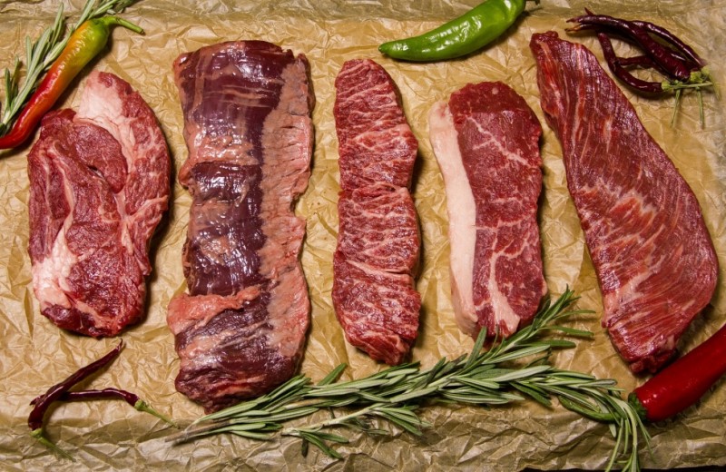 Самые популярные виды стейков из говядины: названия, фото и советы по готовке