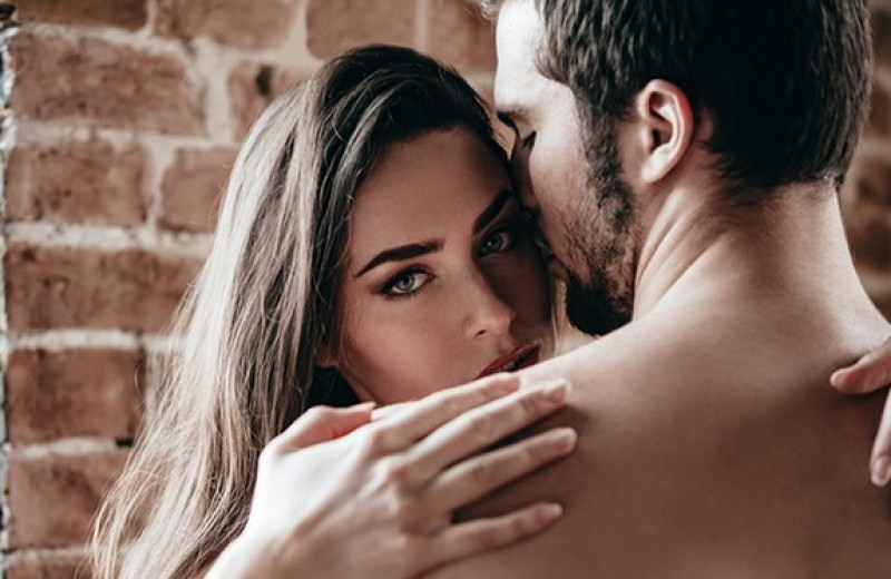 Стоит ли имитировать оргазм, чтобы не огорчать партнера?