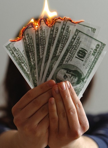 6 вредных финансовых привычек, которые портят тебе жизнь (и мешают разбогатеть)