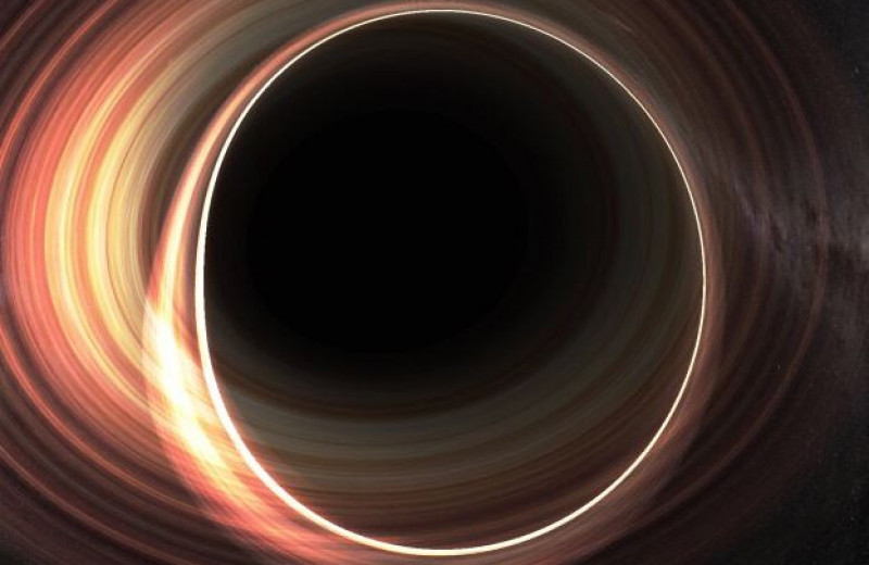 Физики создали в лаборатории черную дыру, которая немедленно начала расти