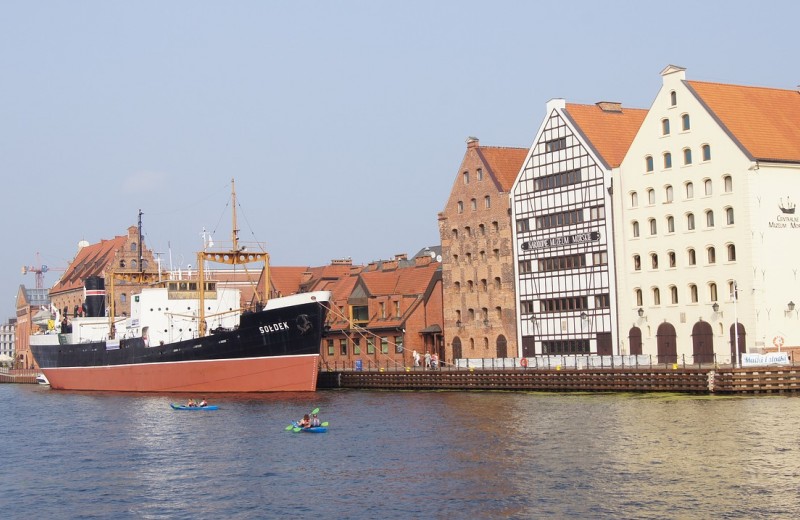 Гданьскому заливу грозит утечка 1,5 млн литров нефти из затонувшего танкера