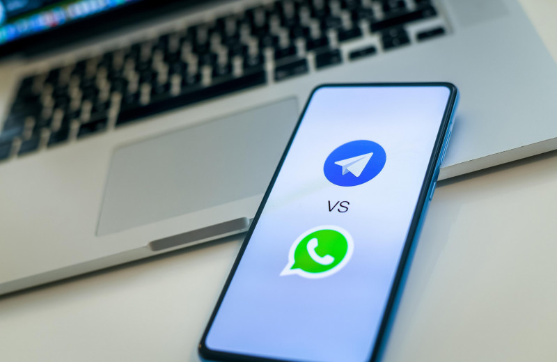 Telegram против WhatsApp: какой мессенджер безопаснее и удобнее