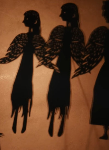 От смерти сына к театральным подмосткам