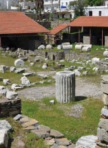 Жена — мужу, сестра — брату