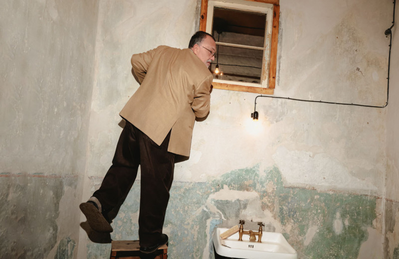 Кто открыл!?