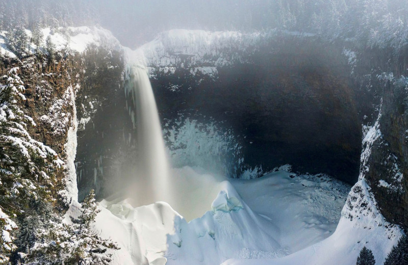 Водопад Хелмкен, Канада