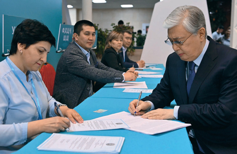 Казахстан проголосовал за мягкую либерализацию