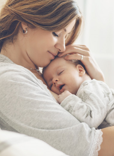 Как помочь новорожденной маме