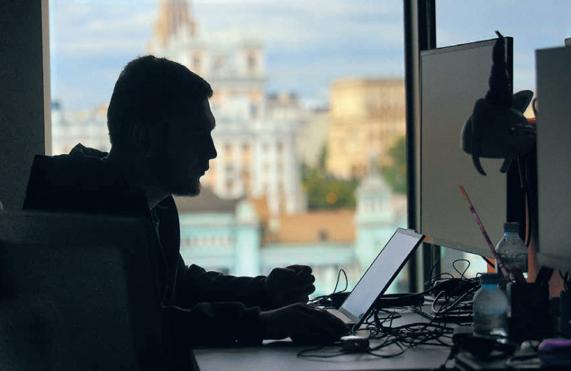 За госорганами пошел госбизнес