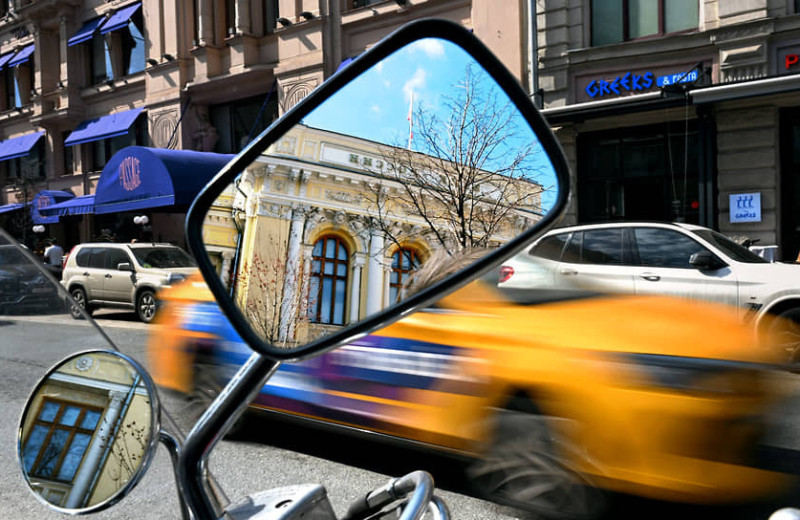 Рост по курсу Центробанка