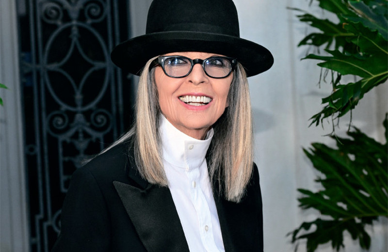 Веселая шляпница