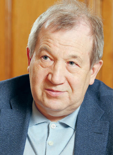 Геннадий Красников: Ученый не может только карандашом и ластиком работать