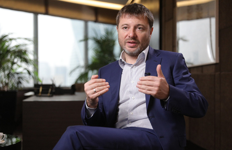 Сергей Хотимский: Банки мы всегда покупали выгодно