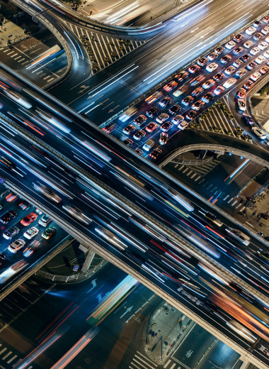 Равнение на Восток