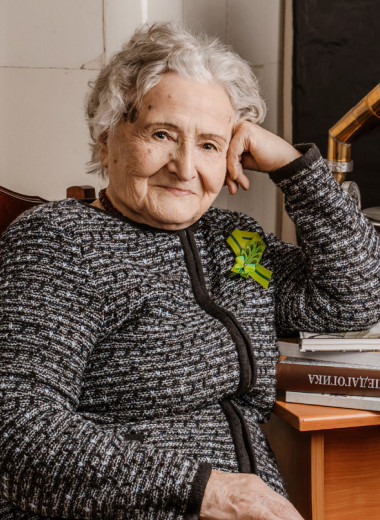 Елена Тихомирова