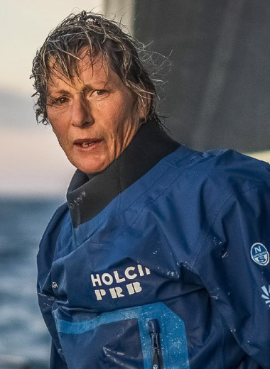 Женщина на борту