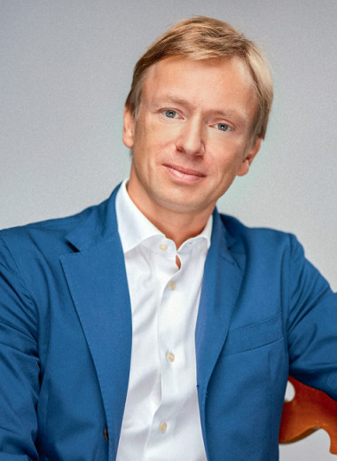 Андриан Фадеев: «Разговаривать языком танца артисты учатся уже в театре»