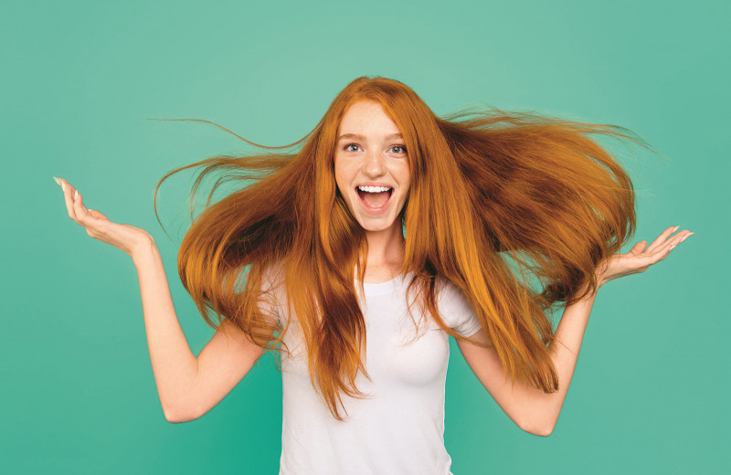 Погубить на корню. 9 неочевидных привычек, которые портят твои волосы