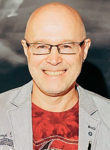 Константин Бронзит: В жизни всегда есть место смешному