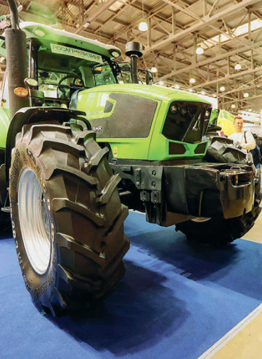 Село латает старое