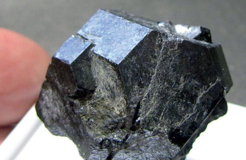 Перовскитные солнечные элементы как перспективное направление зеленой энергетики