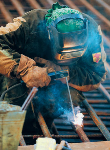 Заработали на стройке