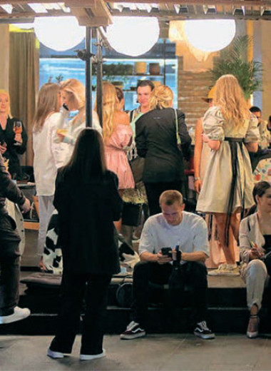 Бары лишились посетителей