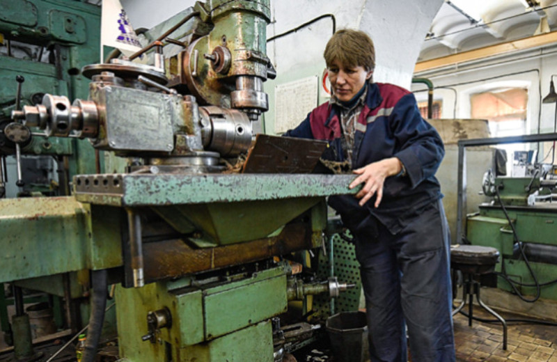 Станки не по плану